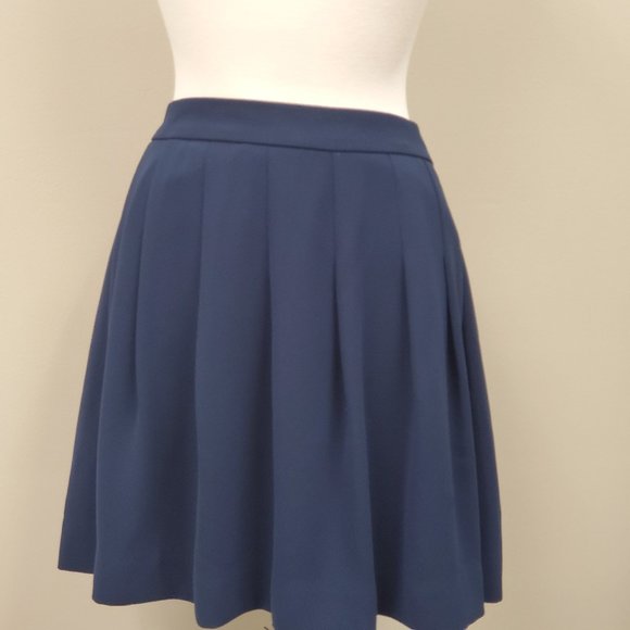J. Crew Dresses & Skirts - J. Crew Navy Pleated Skirt 10969 Sz 8